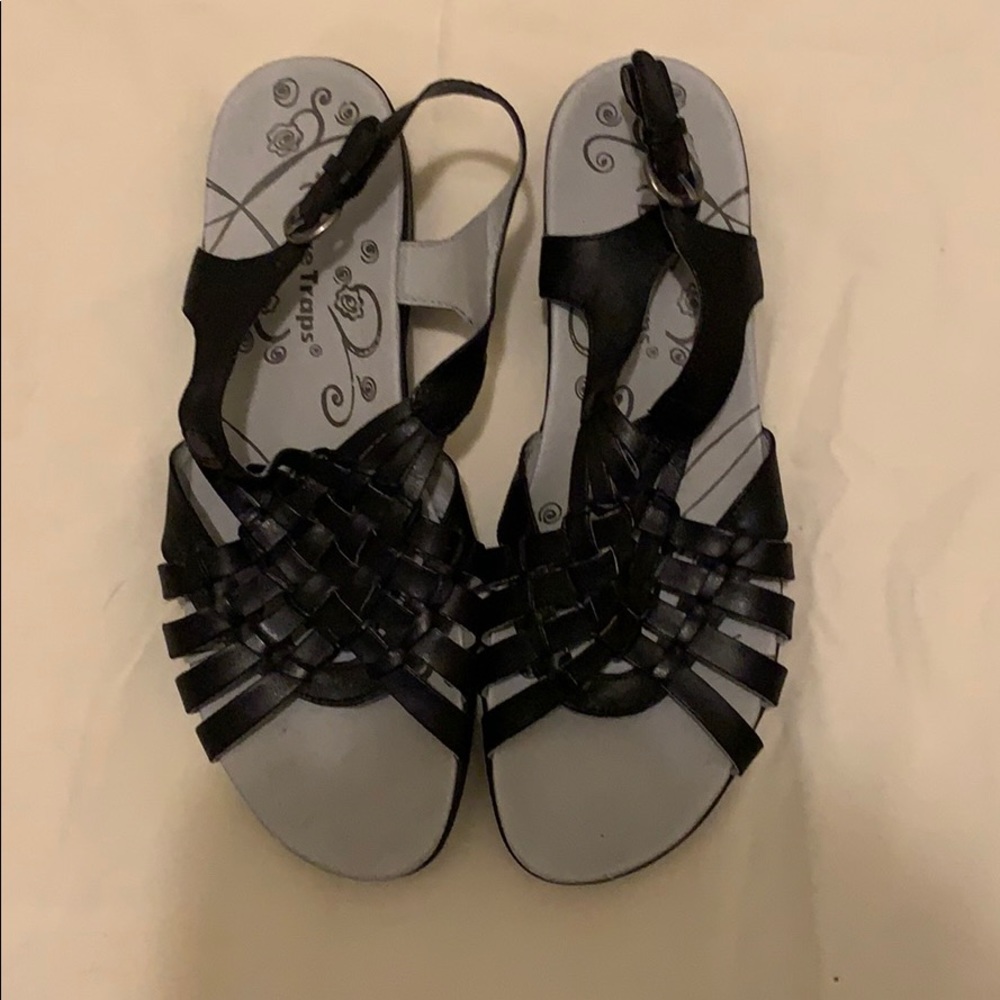 Black Bear Trap Sandals